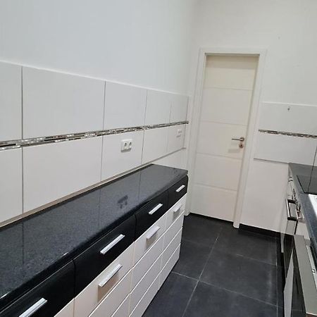 Rs Zimmervermietung Euskirchen Buitenkant foto